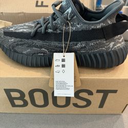 Yeezy 350 Boost Dark Salt