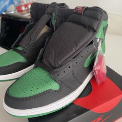 Jordan 1s Pine Green