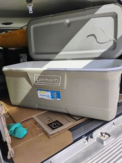 Coleman ice cooler big one