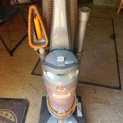 Hoover Wind Tunnel Whole House Rewind Pet Vacuum 