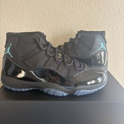 Jordan 11  Size 8.5