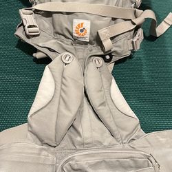 Ergobaby Carrier