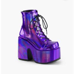 DOLLS KILL holographic metallic purple platform booties