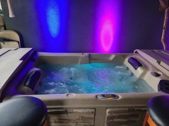 Key Tuff 2 person spa
