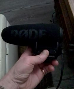 Rode video mic pro+BARELY USED