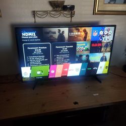 Lg  Smart Tv 48'seminueva .