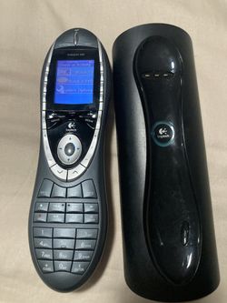 Logitech Harmony 880 universal remote
