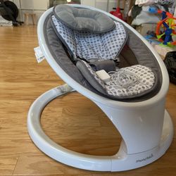 Munchkin Baby Swing