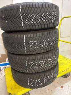 225/65/17 4 Michelin Crossclimate2