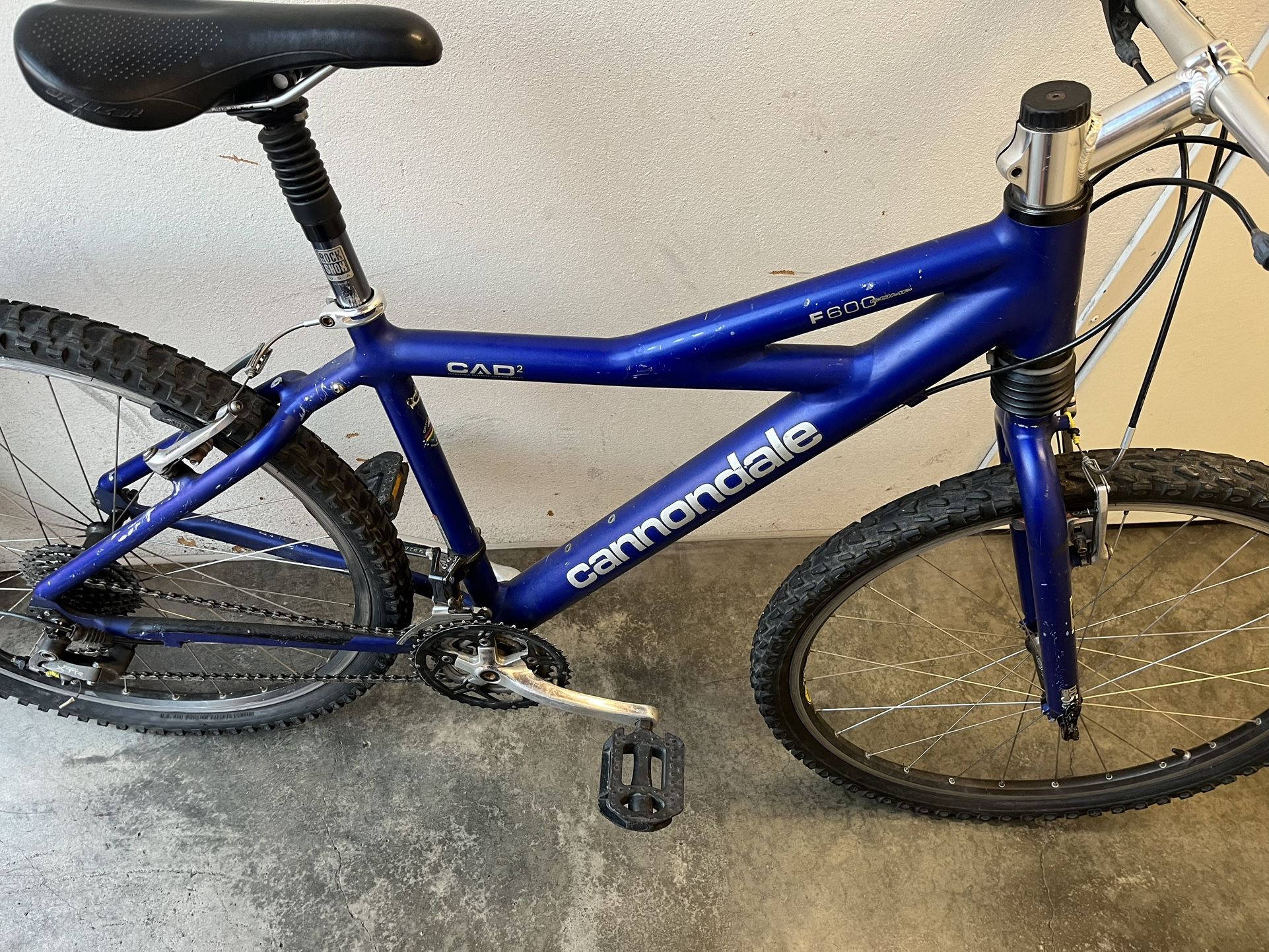 Cannondale 17 Inch Frame Size Mountain Bike Mavic Wheels