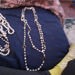 Double Layered Pearl Knecklace Van Cleef