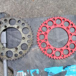 04-2010 CRF250 sprockets 49t&51t