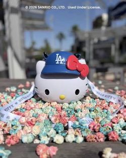 Dodgers hello kitty