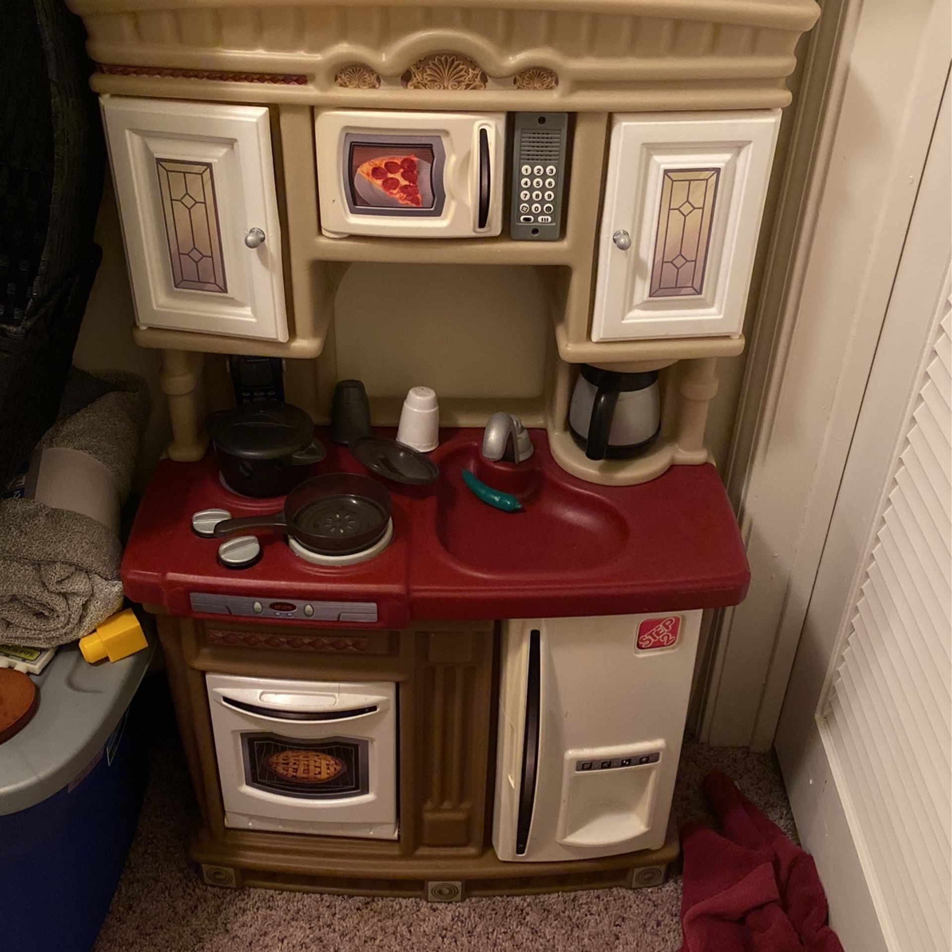 Kids Play Kitchen And Food