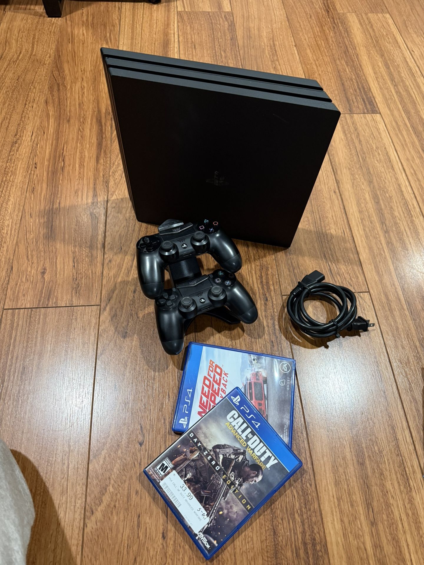 PlayStation Four Pro (PS4 Pro)