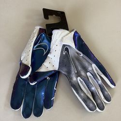Nike Adult Vapor Jet 7.0 Iridescent Football Gloves, size large, blue/purple shimmer