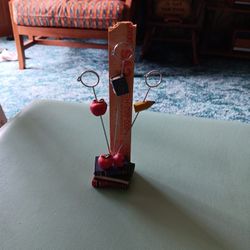 NOTE /PICTURE HOLDER 