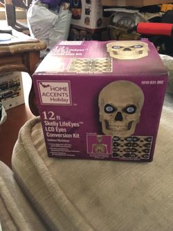 Skelly skeleton eyes