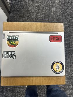 LENOVO Laptop