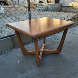 Mid Century Walnut Side table BY Kroehler and Adrian Pearsall 