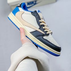 Jordan 1 Low Fragment x Tavis Scott