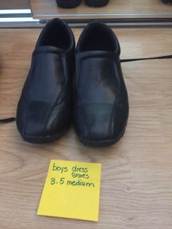 Boys dress shoes 3.5 medium