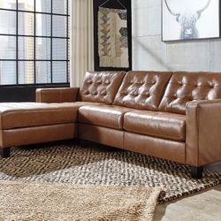 Baskove Auburn Leather LAF Sectional

