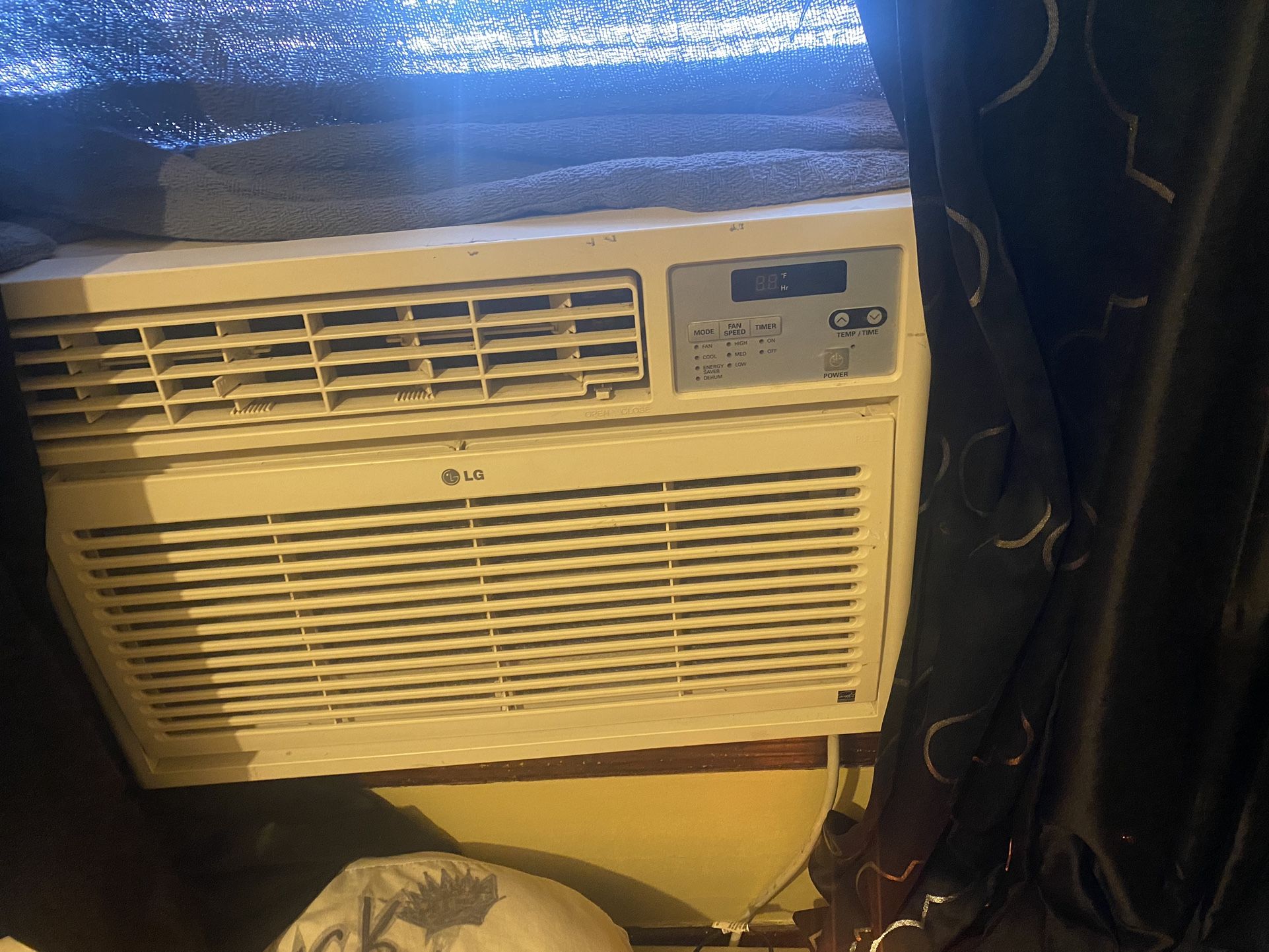 LG Air Conditioner