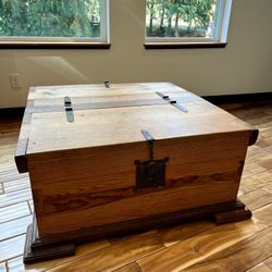 Wood Lift Top Coffee Table