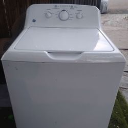 Washing machine. Agitating. LG capacity..SS tub. GE