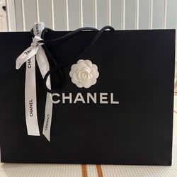 Chanel Flower Greeting Cards & Invitations