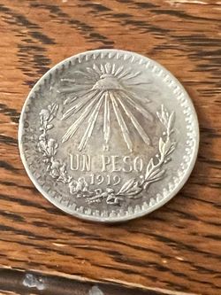 1919 Un Peso Coin