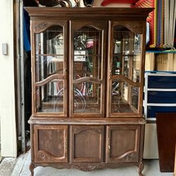 Solid Wood China Cabinet (Broyhill Furniture) Missing Shelves - 54.5” L x 78” H x 17.5” D