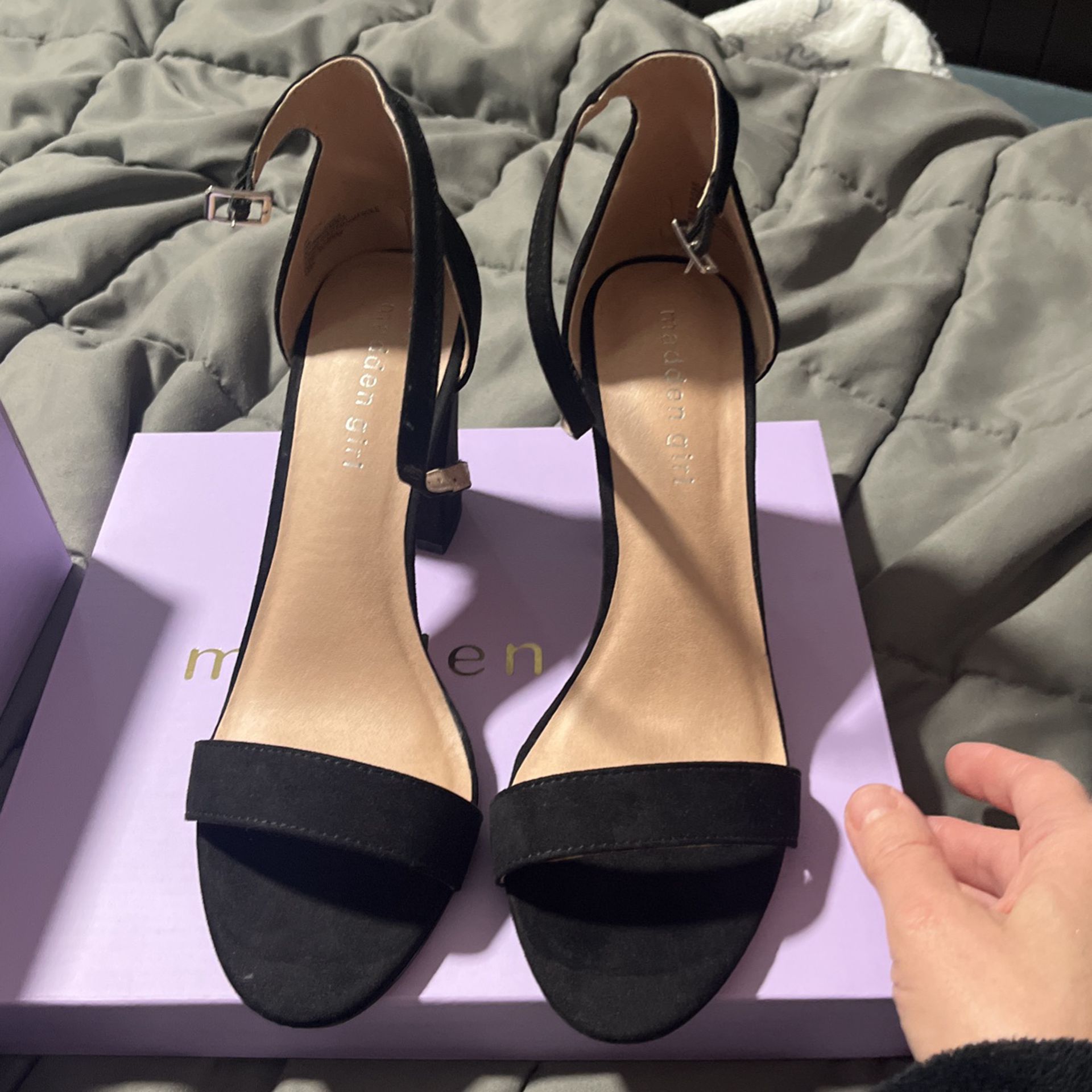 Women’s Heeled Sandal Size 9 