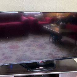 LG Flat-Screen TV