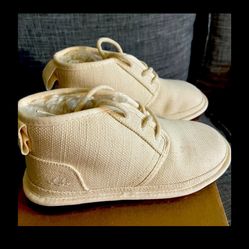 Brand new Uggs For Sale $50 Size 6