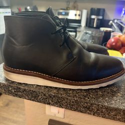 Men’s Thursday Boot Company leather chukka boots, 