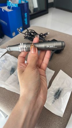 Dr.Pen M8 Microneedling pen