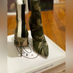 Steve Madden Camo-  *Used Twice*
