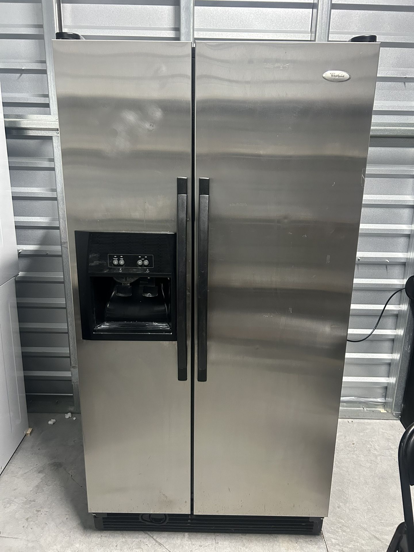 Refrigerator French Door Whirlpool 