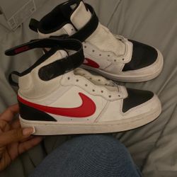Nike Size 6y