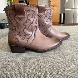 Sterling River Boots