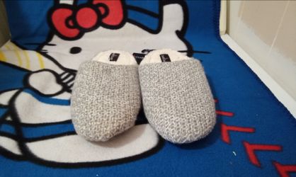 Women Cuddl Duds Slippers Size 7