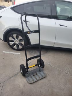 Gorilla
800 lbs. Capacity Steel Hand Truck with Multi-Grip Handle, Wideload Toe Plate, Super Duty Axle
