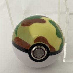 Pokémon Safari Ball replica