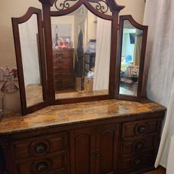 Bedroom Set - High Quality Wood, Iron, Marble/stone In Very Good Condition 