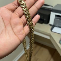 cuban link necklace