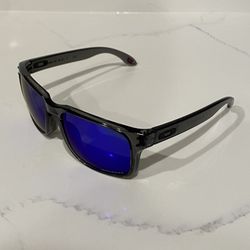 Oakley Sunglasses 