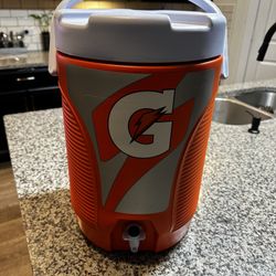 3 Gallon Gatorade Cooler