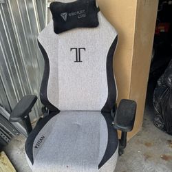 Secret Lab Titan Evo